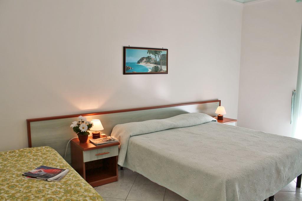 אלביסולה סופריורה Appartamenti Mare Azzurro By Holiday World מראה חיצוני תמונה